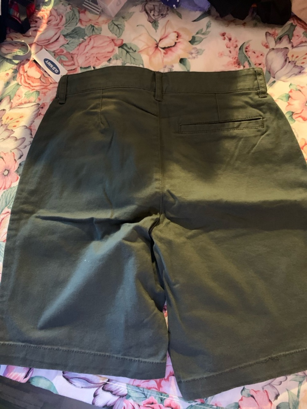 Old Navy Boys Olive Green Stretch Chino Shorts Size 12 - Picture 10 of 11